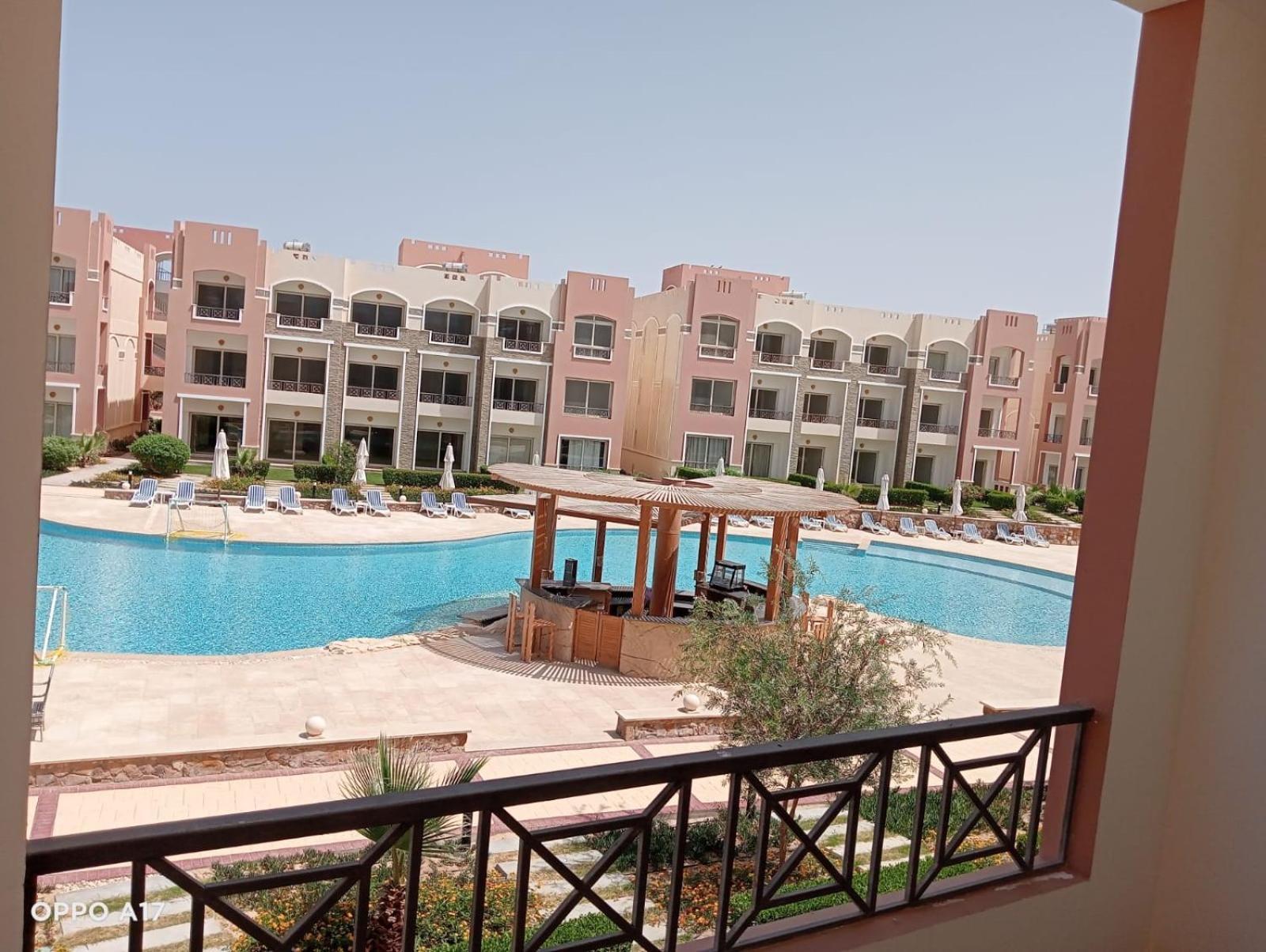 Oyster Bay Beach Resort Abu Dabab Exterior foto