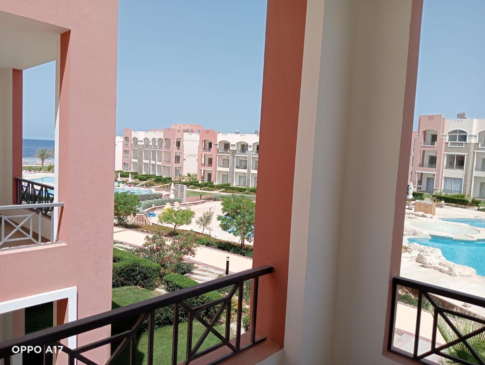 Oyster Bay Beach Resort Abu Dabab Exterior foto
