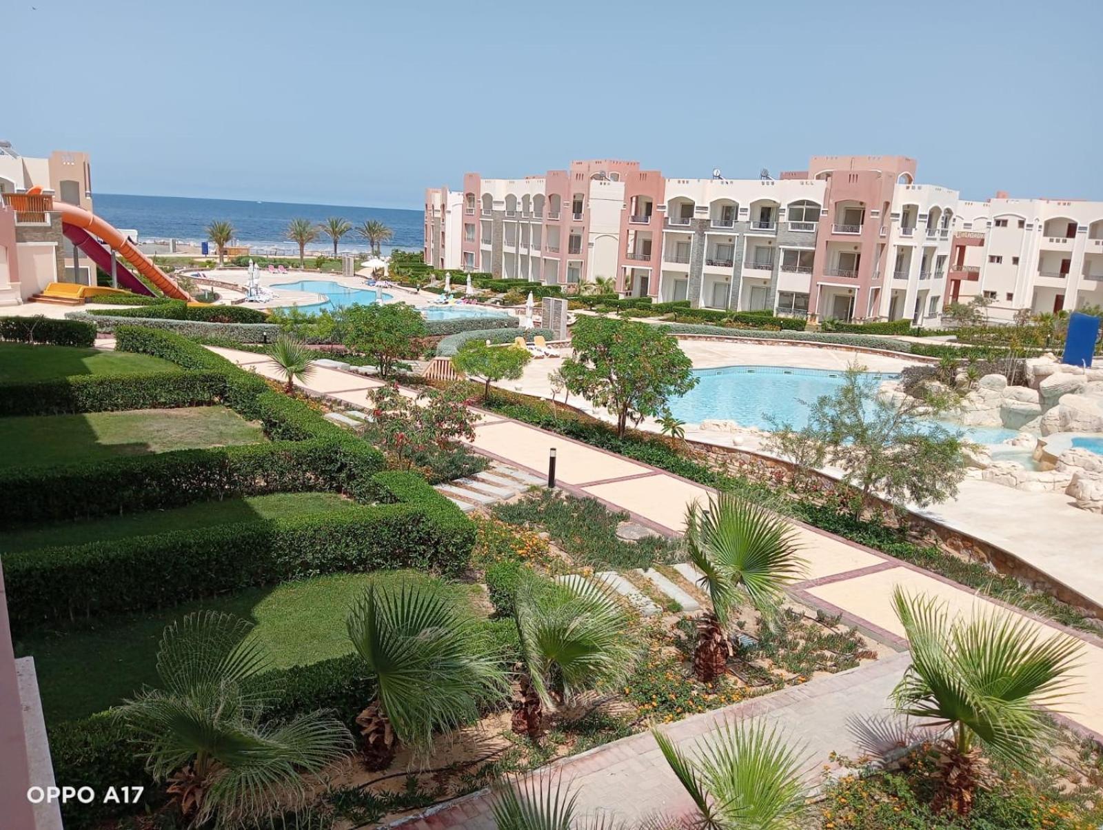 Oyster Bay Beach Resort Abu Dabab Exterior foto